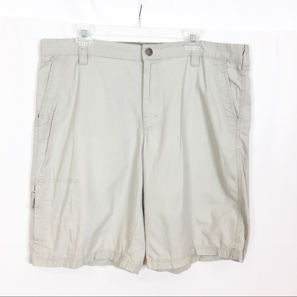 COLUMBIA Khaki Shorts w/Side Zip Pocket-Size 36